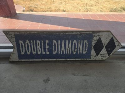 Vintage Style Wooden Double Diamond Ski Trail Sign Home Decor