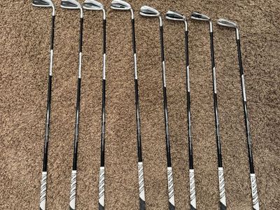 Golf clubs. TaylorMade Qi iron set 4-PW +AW