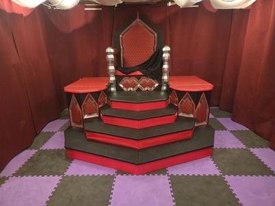 Photography Studio - Exploration Room for Couples