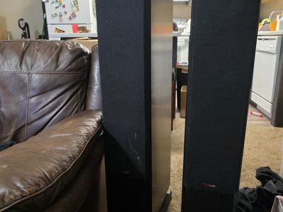 Polk Audio RTi150 Floor Standing Tower Speakers (Pair) and CSi30 Center Channel Speaker
