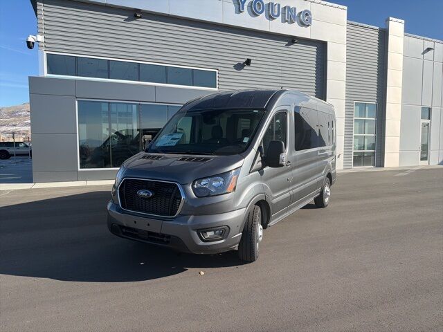 2025 Ford Transit XLT