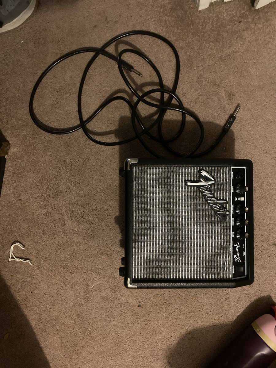 Squier Sonic Telecaster Electric Guitar with Fender Frontman 10G Amplifier & Cable