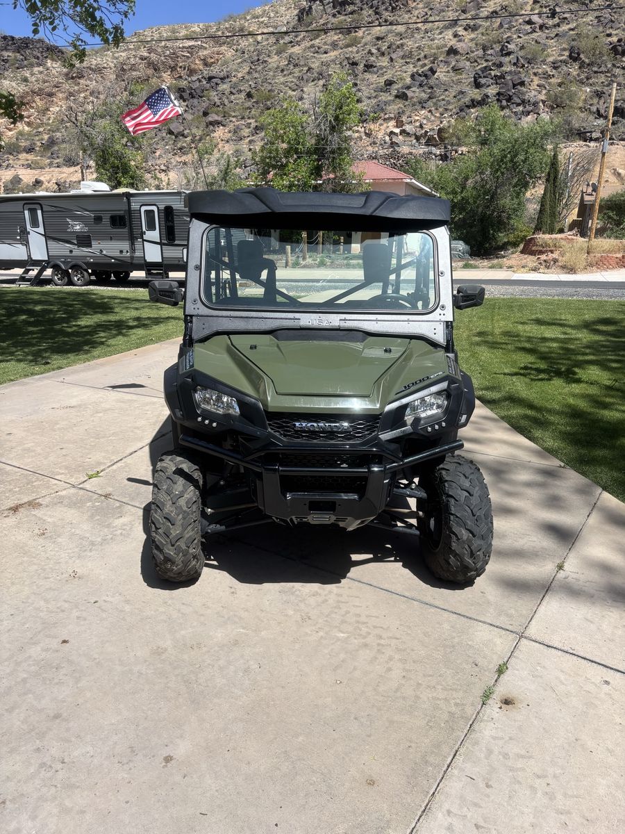 2021 Honda Pioneer 1000-5 Deluxe Utility Vehicle - Side-by-Side UTV