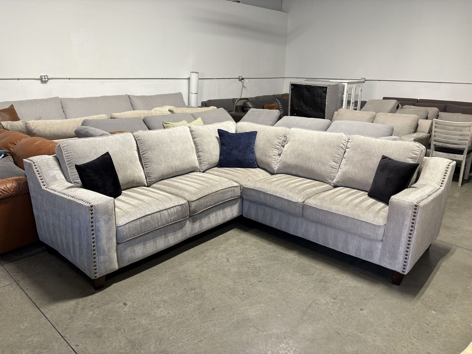 Costco Cleaned Sectional (Free Delivery )