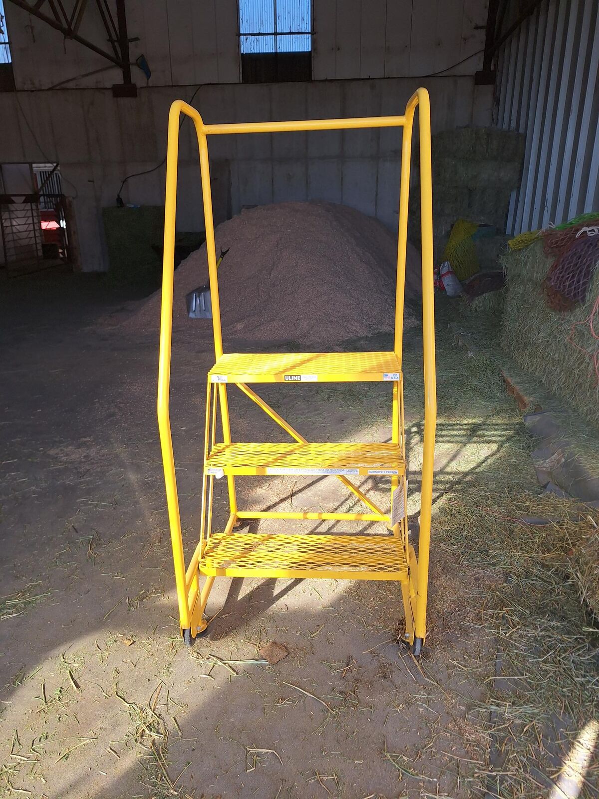 Tilt and Roll Ladder