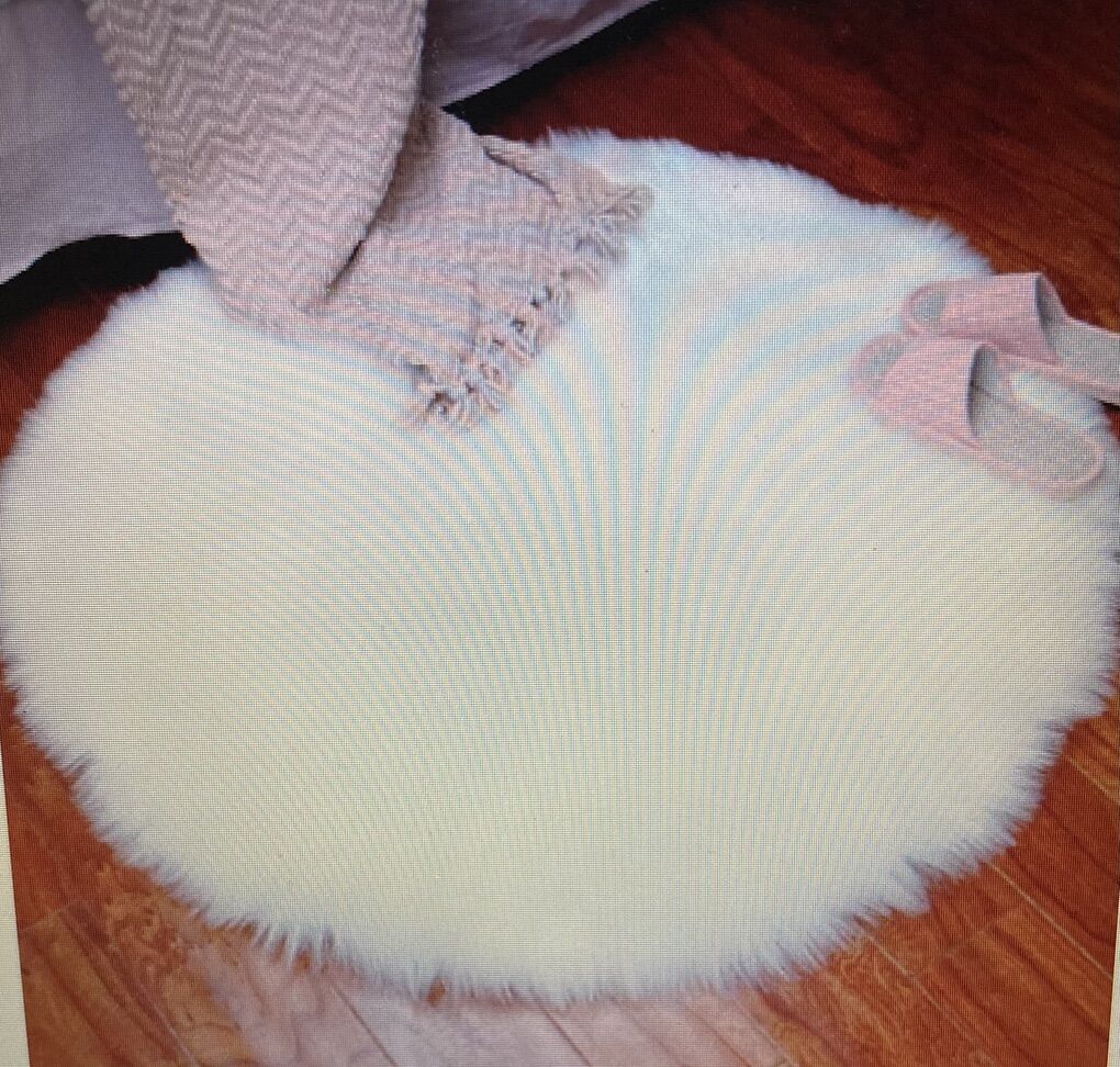 White Soft Round Rug
