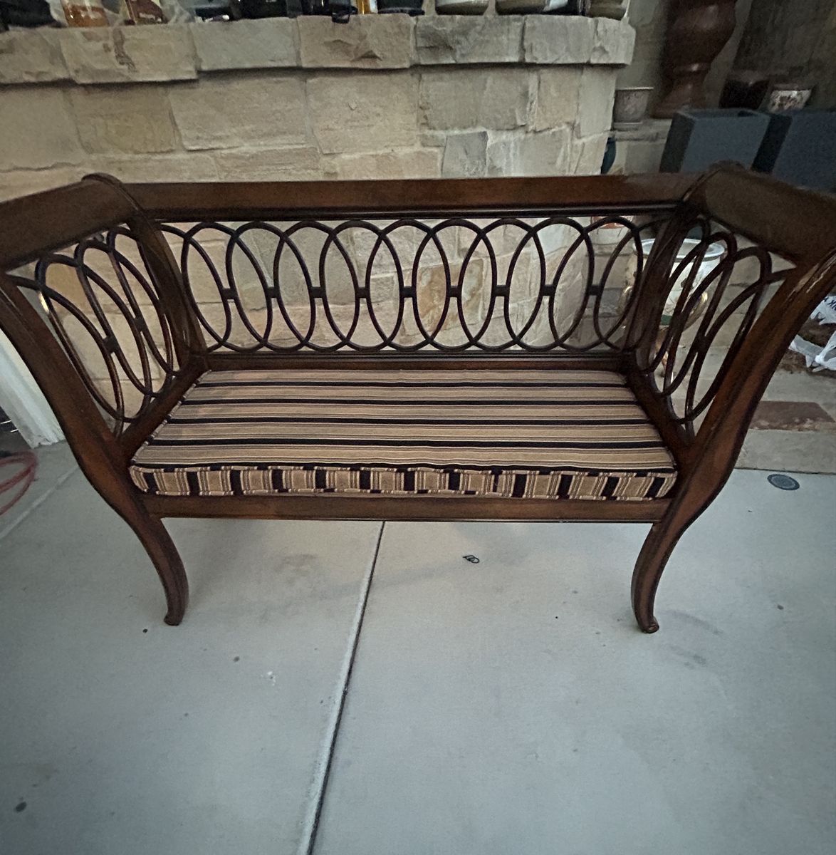Vintage Style Wooden Bench & Metal Iron 