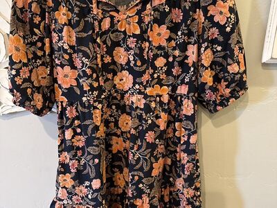 Old Navy Size Large 10–12 Dress.