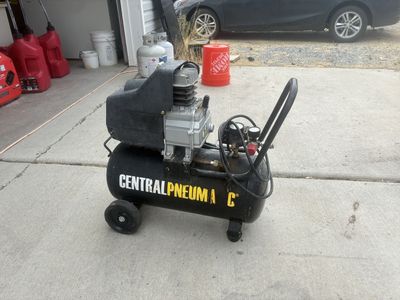 Air compressor