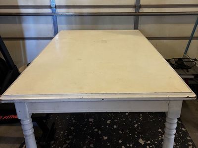 Table older crate and barrel