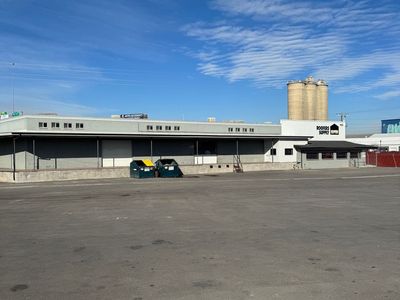 23,730 SF Distribution Warehouse in SLC Granary- (2) Dock High Doors- Remodeled