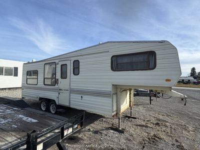 1990 Prowler Fifth Wheel Camp Trailer