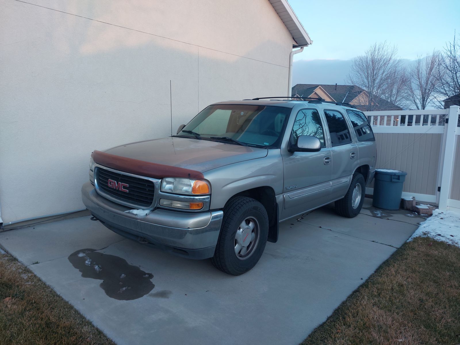 2000 GMC Yukon  -  $1000 OBO