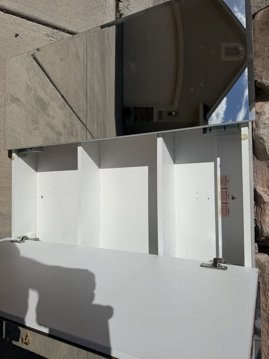 Main image 2