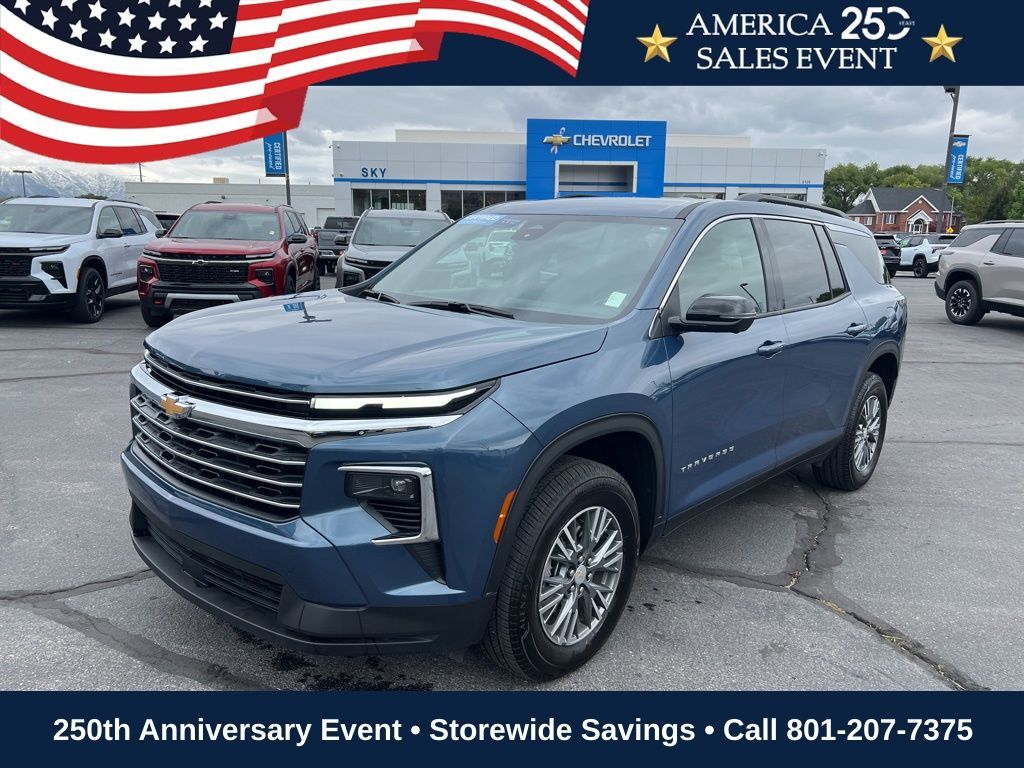 2026 Chevrolet Traverse LT