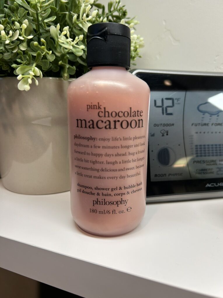 NEW 6 Oz. Philosophy Pink Chocolate Macaroon