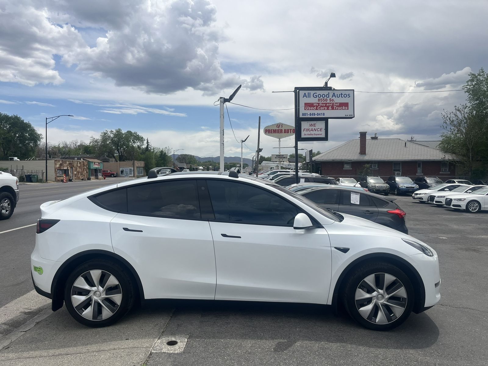 2023 Tesla Model Y Long Range