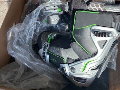 New in box ski boots