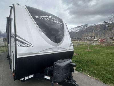 2022 East to West Alta 2850KRL
