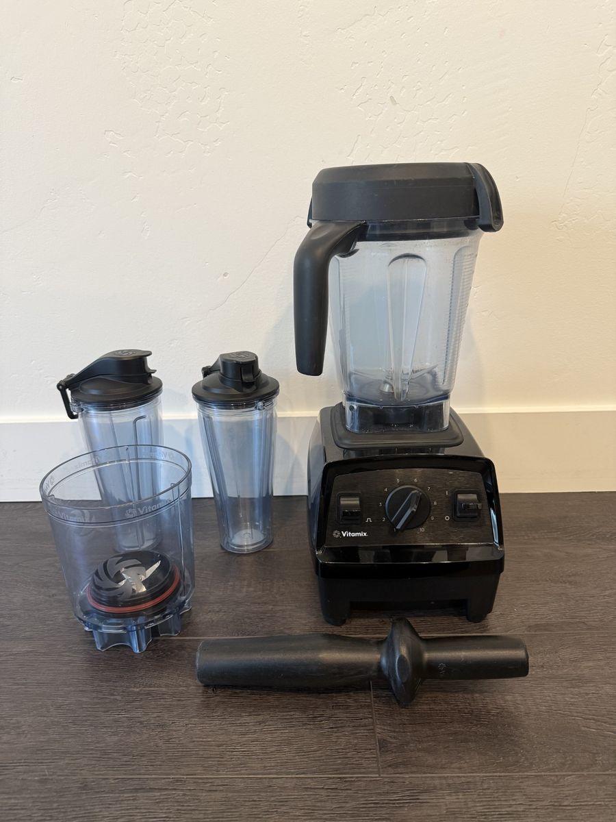 Vitamix Blender vm0197 (Explorian E320 Blender Combo)