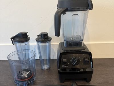 Vitamix Blender vm0197 (Explorian E320 Blender Combo)