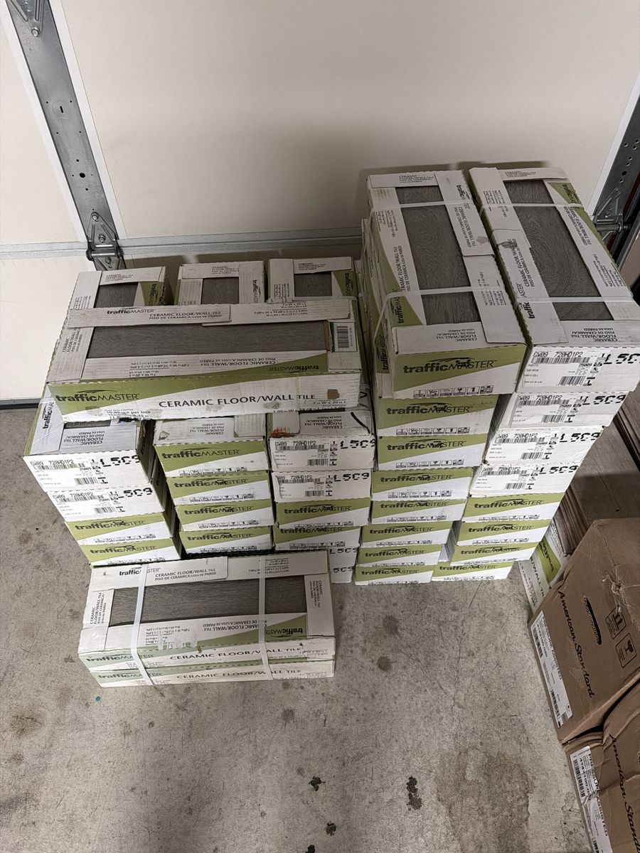 TrafficMaster Wood-Look Tile 400 Sq Ft Glenwood Fog