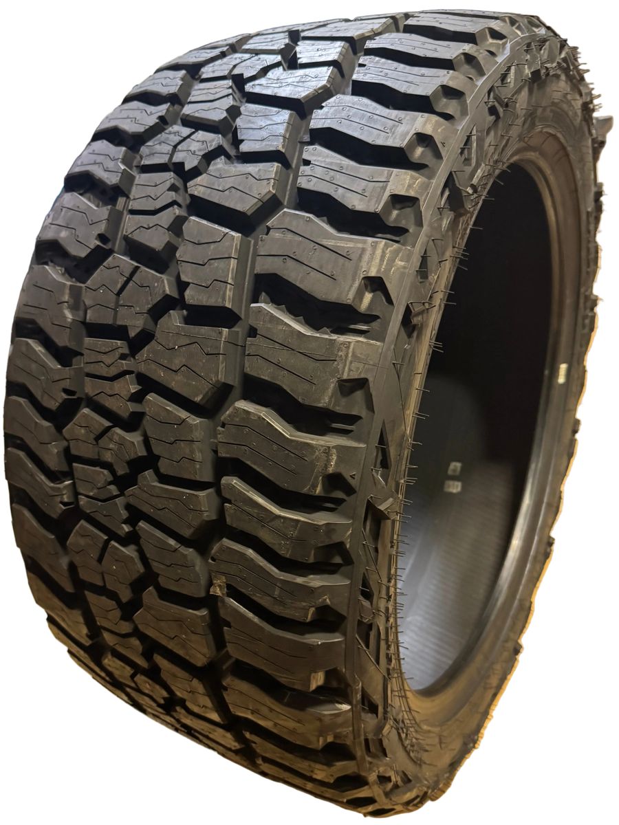 2 MICKEY THOMPSON BAJA BOSS A/T BSW LT 35 15.5 24 117Q 12PLY MUD TERRAIN TIRE 331250001