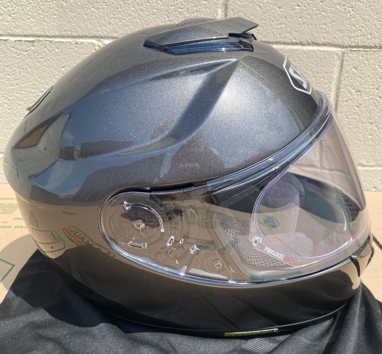 Amazing Condition Shoei GT-Air Gen 1 Size M Motorcycle Helmet Charcoal Metallic Grey w/Sena Audio