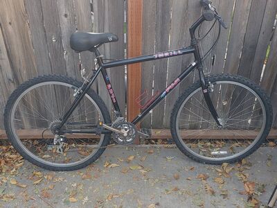 FUJI THRILL BIKE 4130