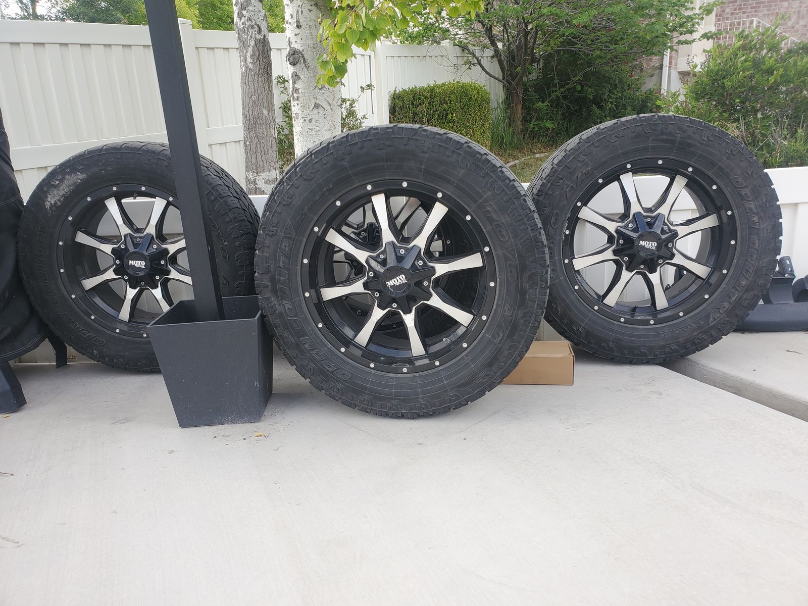 Tires and Rim complete set