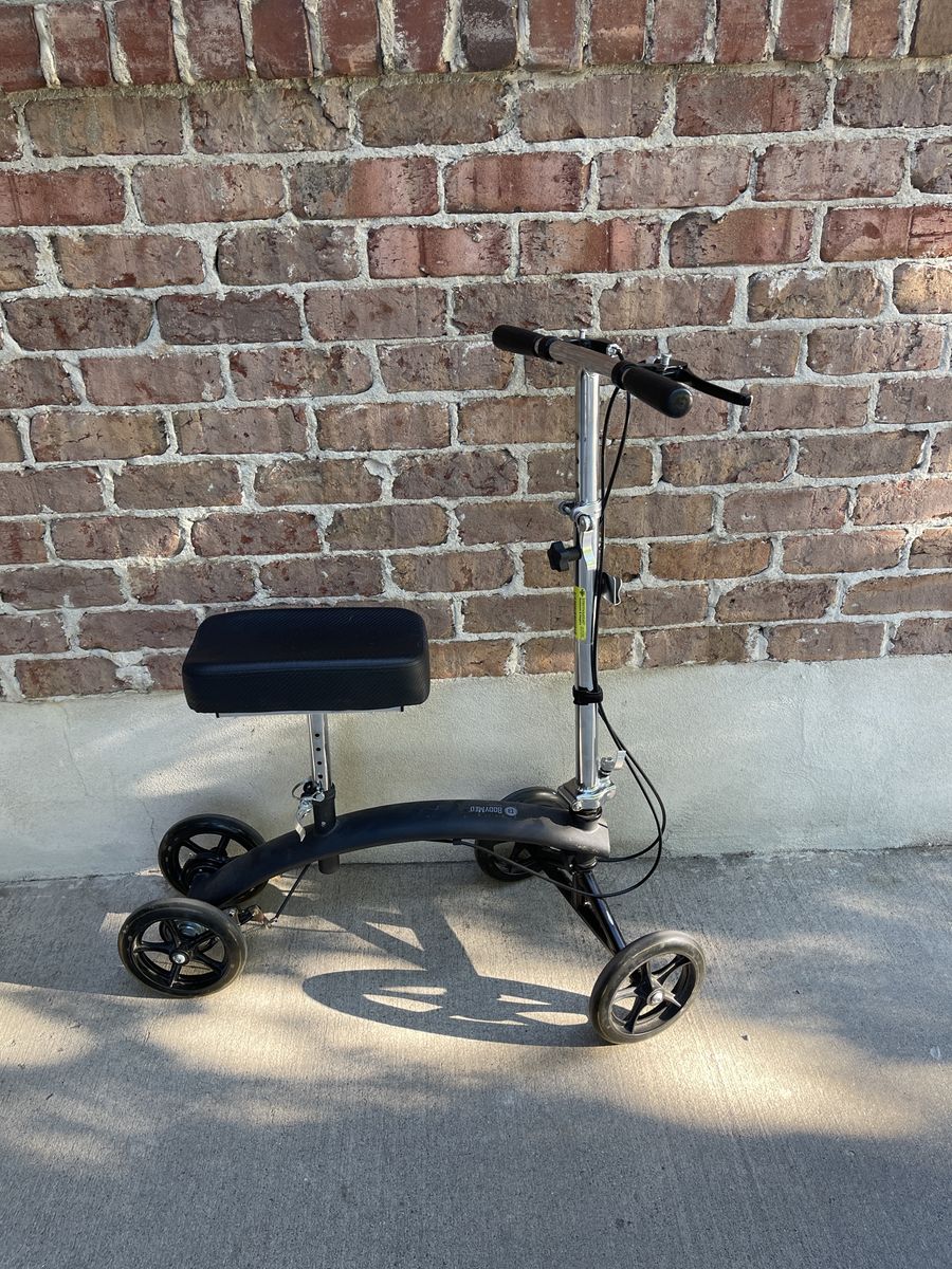 Body Med Knee Scooter