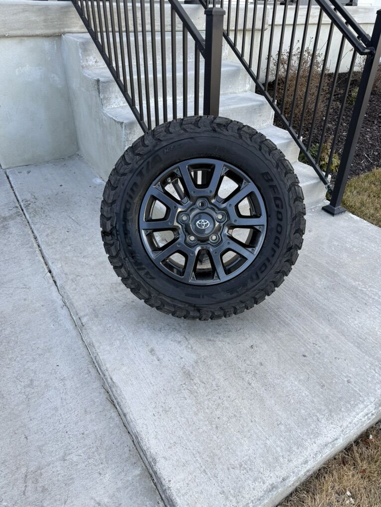 Toyota Tundra Sequoia Rims and Tires 275/65R18 Bfg