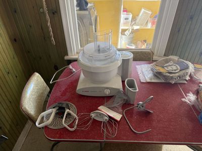 Bosch 800 watt mixer