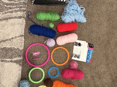 Yarn and hat looms