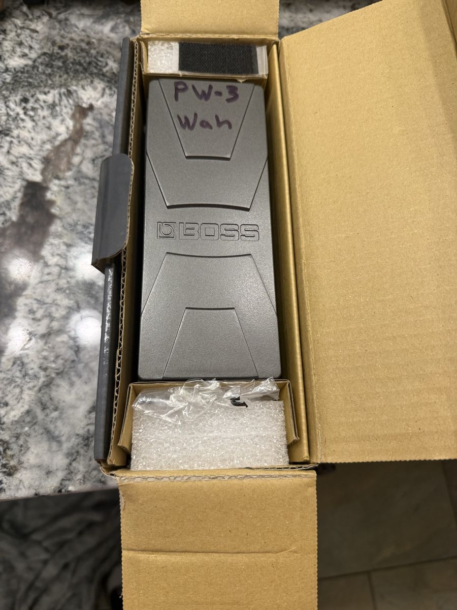 PW-3 WAH Guitar Pedal