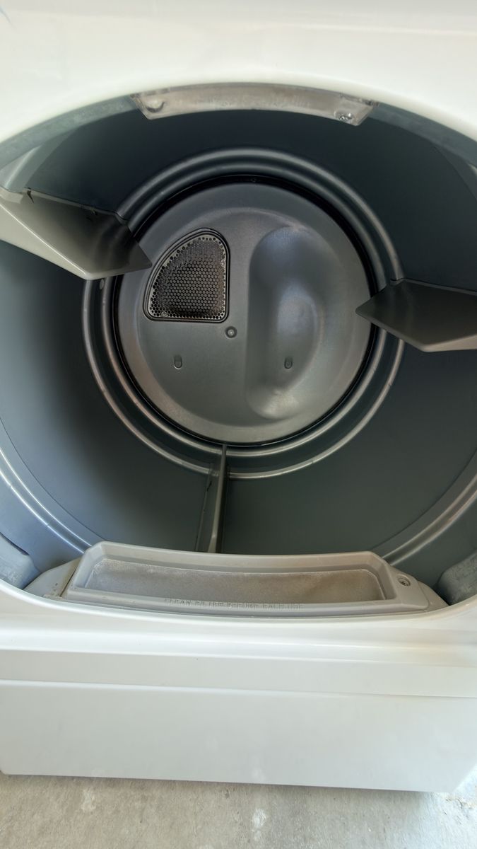 Main image 6
