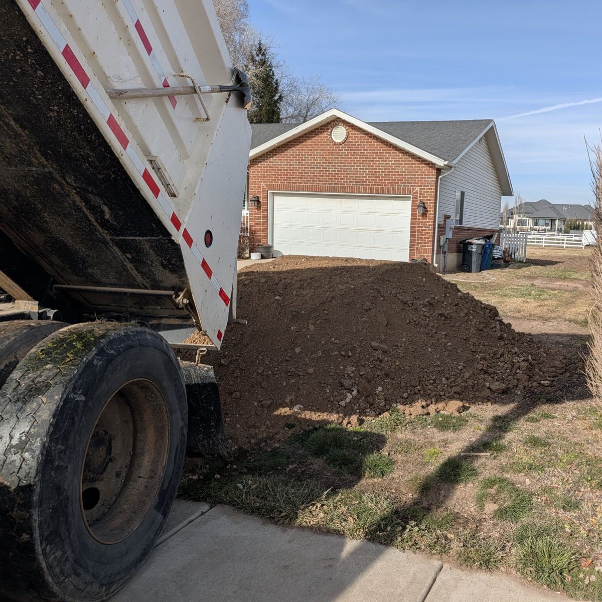 FILL DIRT DELIVERED