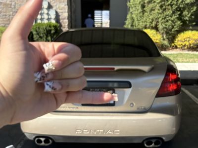 2004 PONTIAC GRAND PRIX
