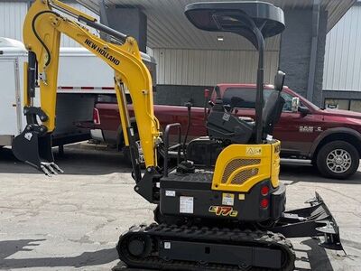 RENT A NEW HOLLAND E17 MINI EXCAVATOR – ONLY $99/DAY!
