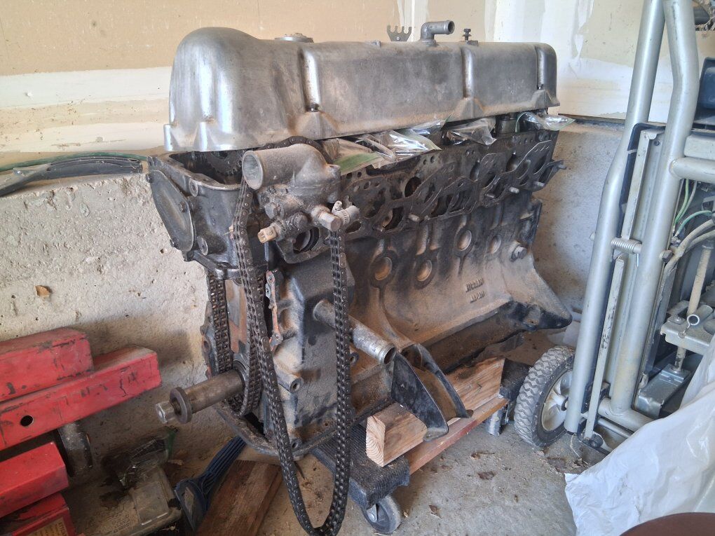 Datsun 280z L28 engine and spare parts
