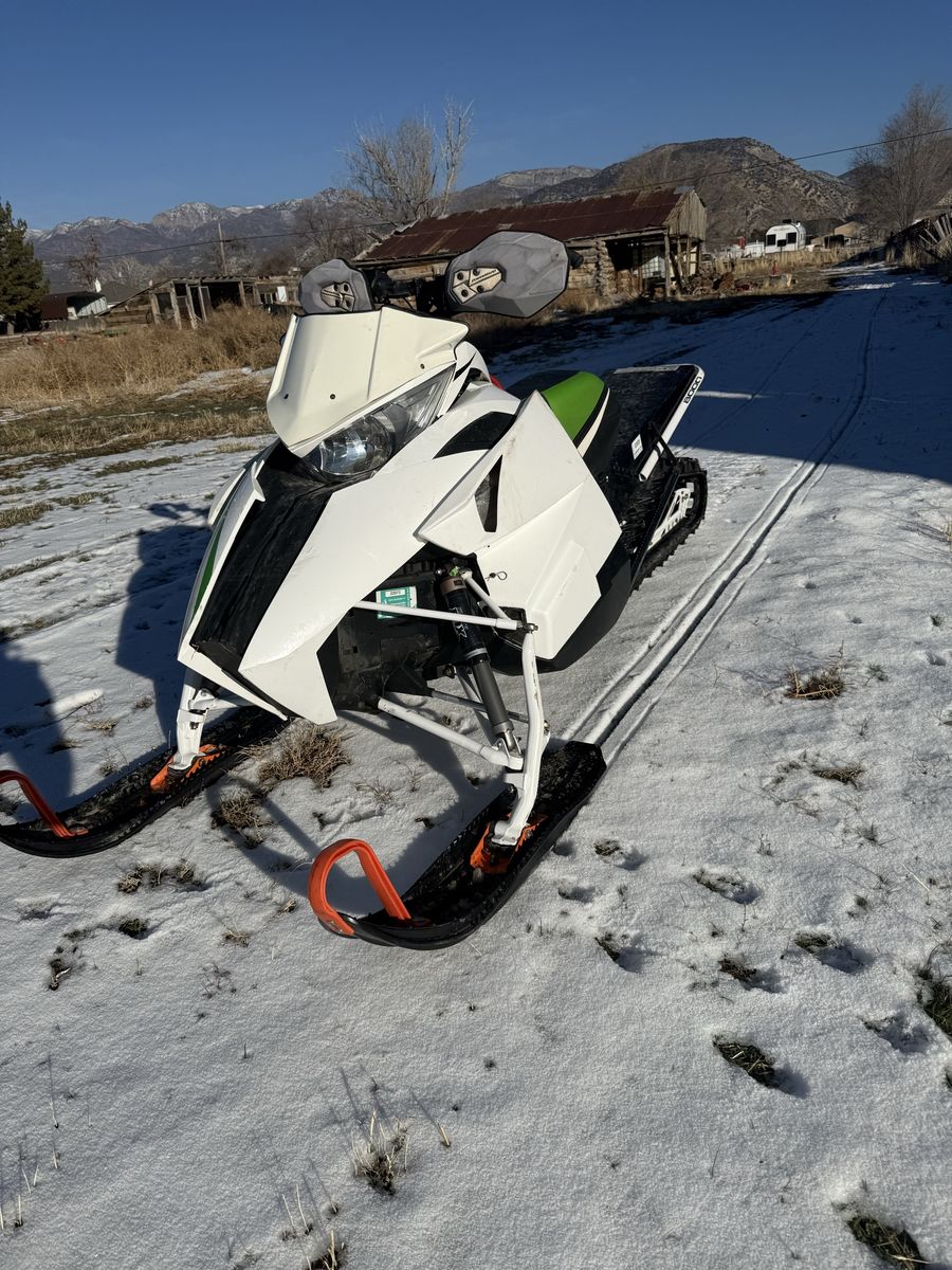 2016 Artic Cat m8000 163