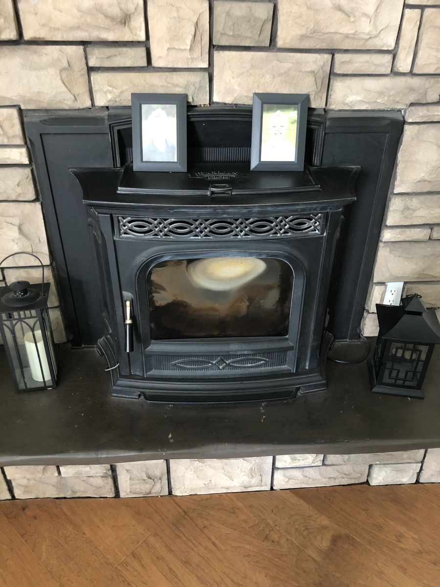 Pellet stove insert