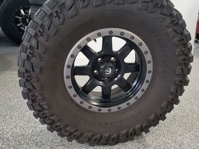 37x13.5 R17 Cooper SST Pro on Fuel Trophy Wheel Jeep Wrangler