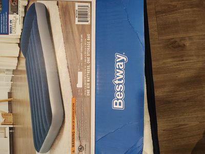 TWIN AIR MATTRESS