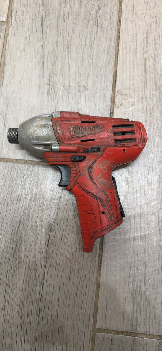 Quarter Inch Impact Gun