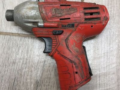 Quarter Inch Impact Gun