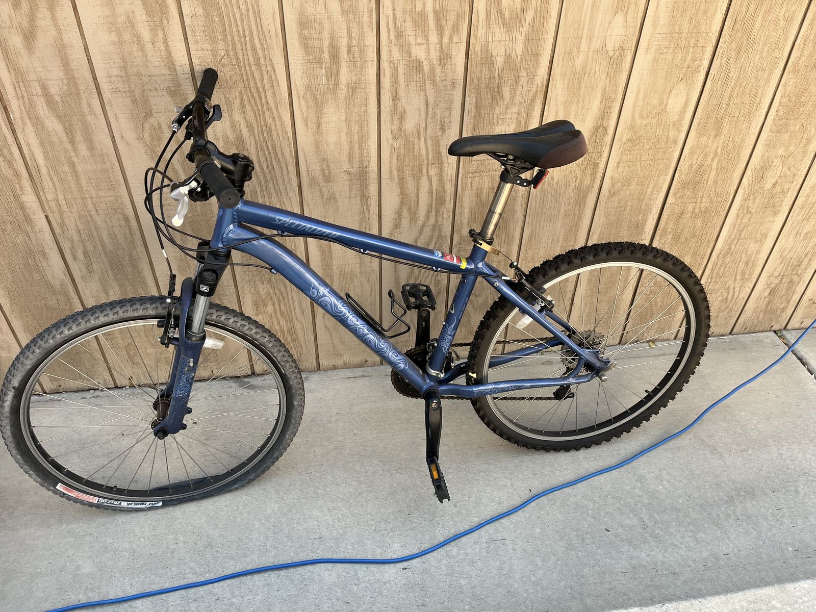 Women's Specialized Myka Hardtail Mountain Bike - 17" Frame - Blue
