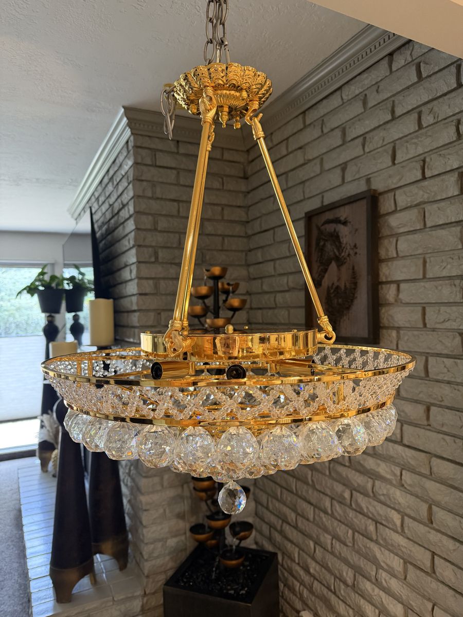 NEW GOLD 6 LIGHT CRYSTAL CHANDELIER
