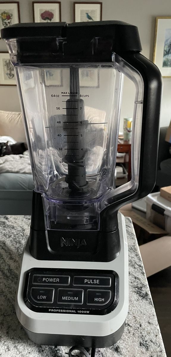 Ninja 8 Cup Blender 