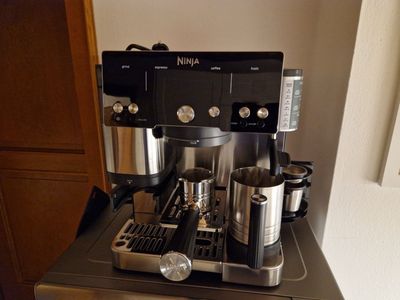 Ninja ES501EU Coffee Maker Siebträger Black, Stainless Steel with 5 Water Filters